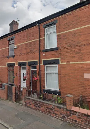 Rent this 2 bed townhouse on Dymchurch Street in Manchester, M40 1RT