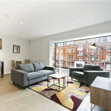 Rent this 2 bed room on 262 Finchley Road in London, NW3 7SW