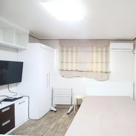 Rent this 1 bed apartment on 122-17 Nonhyeon-dong in Gangnam-gu, Seoul