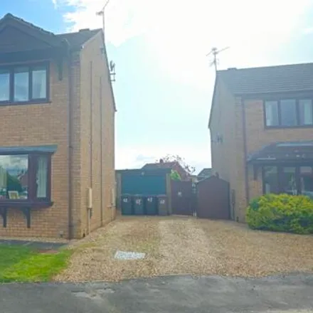 Buy this 2 bed duplex on Cliffe Avenue in Ruskington, NG34 9AU