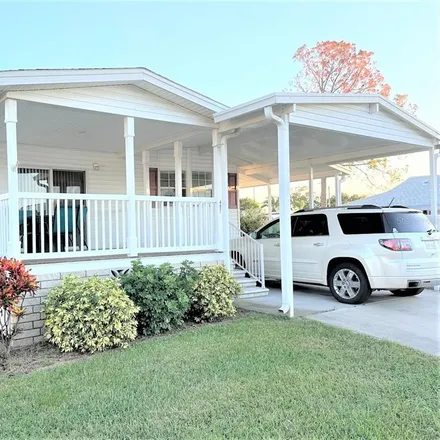 Buy this 2 bed house on 66th Street & 97th Avenue in 66th Street North, Cross Bayou