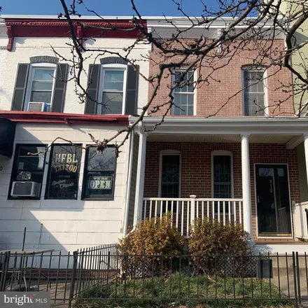 Rent this 3 bed townhouse on 814 West 36th Street in Baltimore, MD 21211