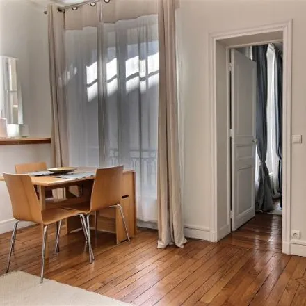 Rent this 2 bed apartment on BNZ Avocats in Rue Saussier-Leroy, 75017 Paris