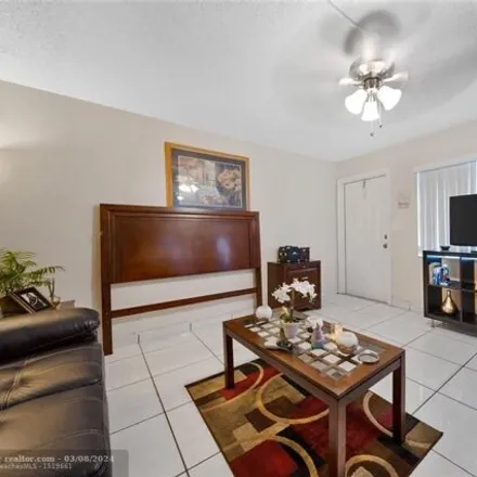 Image 6 - Riverside Drive, Coral Springs, FL 33067, USA - House for rent