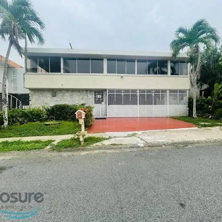 Buy this 5 bed house on unnamed road in San Juan, PR 00924