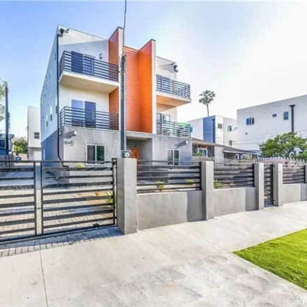 Image 2 - unnamed road, Los Angeles, CA 91601, USA - Townhouse for rent