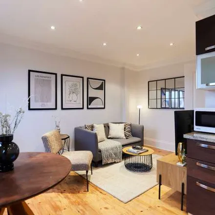 Image 2 - Aden Grove, Green Lanes, London, N16 9BU, United Kingdom - Apartment for rent