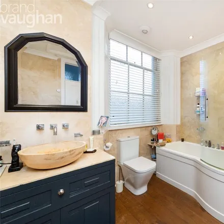 Image 6 - 20 Lewes Crescent, Brighton, BN2 1GB, United Kingdom - Townhouse for rent