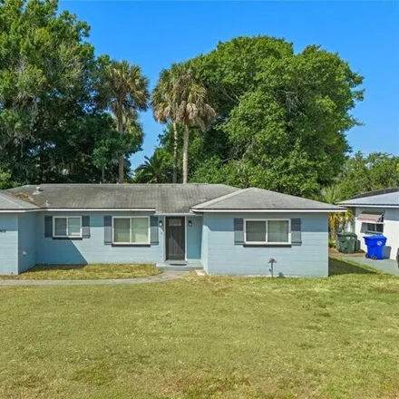 Buy this 2 bed house on 554 East Drury Avenue in Kissimmee, FL 34744