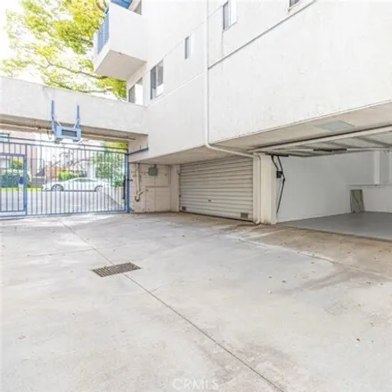 Image 7 - 369 West California Avenue, Glendale, CA 91203, USA - Townhouse for sale