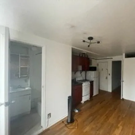 Image 4 - 510 East 5th Street, New York, NY 10009, USA - Apartment for sale
