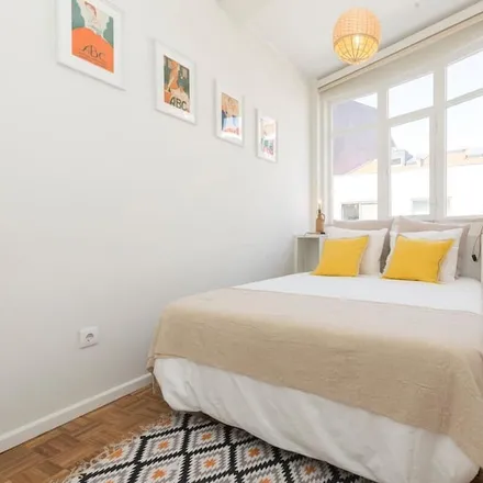 Rent this 1 bed apartment on Porto