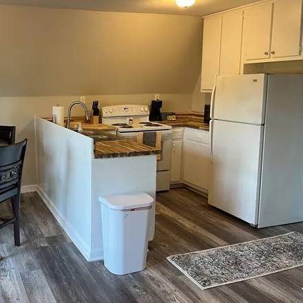 Rent this 1 bed apartment on Central