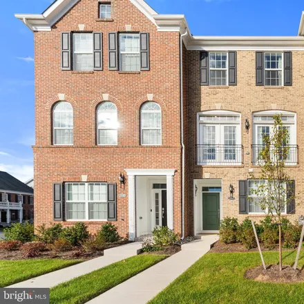 Rent this 4 bed townhouse on Charterhouse Circle in Deepwood, Reston