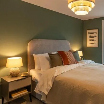 Rent this 1 bed room on Castlebank Street in Thornwood, Glasgow