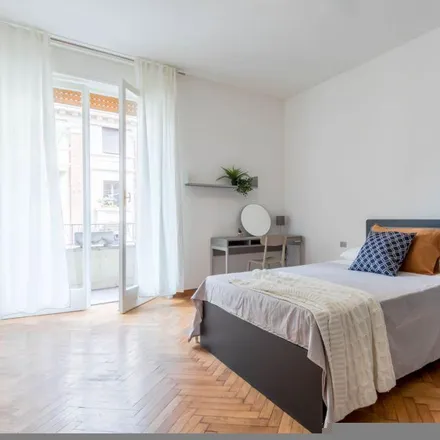 Rent this 4 bed room on Via Renato Fucini in 14, 20133 Milan MI