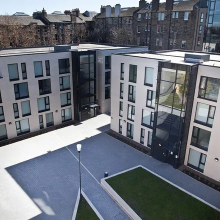 Image 6 - Montgomery Street, City of Edinburgh, EH7 5JA, United Kingdom - Apartment for rent
