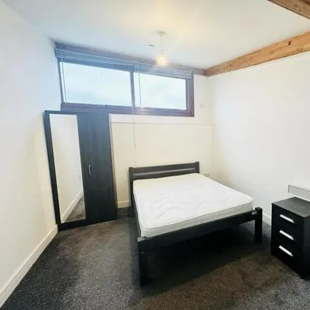 Image 3 - Places For People, 12 Vivian Avenue, Nottingham, NG5 1AF, United Kingdom - Room for rent