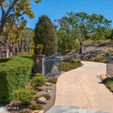 Buy this 5 bed house on 1601 Vista Oaks Way in Thousand Oaks, CA 91361