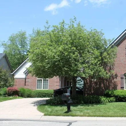 Buy this 3 bed house on 9618 Oakhaven Court in Indianapolis, IN 46256