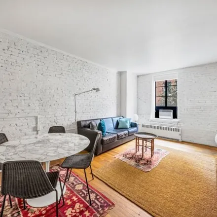 Buy this studio apartment on 132 Perry Street in New York, NY 10014