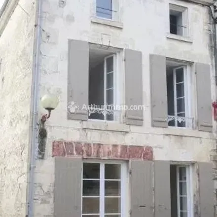 Image 2 - 4 rue du four à pain, 17160 Matha, France - Apartment for rent