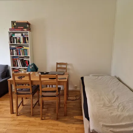 Rent this 1 bed apartment on Bruksgatan 7a in 244 30 Kävlinge, Sweden