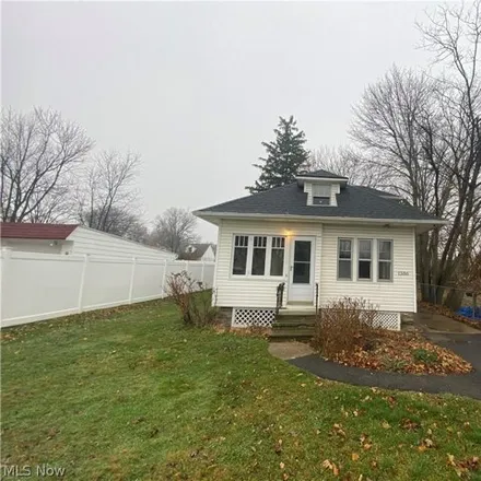 Buy this 3 bed house on 1392 Sunset Road in Mayfield Heights, OH 44124