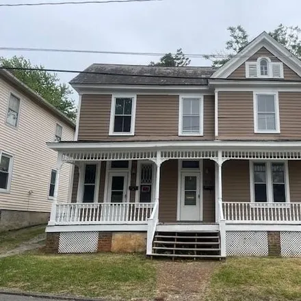 Buy this 3 bed house on 910 11th Street in Lynchburg, VA 24504