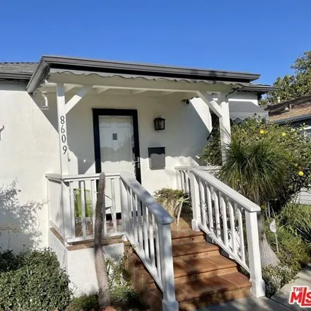 Image 4 - 8611 Airdrome Street, Los Angeles, CA 90035, USA - House for sale