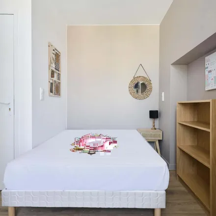 Rent this 3 bed room on 6 rue du Président Franklin Roosevelt in 51100 Reims, France