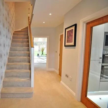 Image 7 - Gorse Road, Cookham Rise, SL6 9LL, United Kingdom - Townhouse for rent