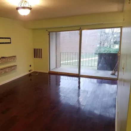 Image 1 - 3829 Saint Barnabas Road, Silver Hill Park, Suitland, MD 20746, USA - Condo for rent