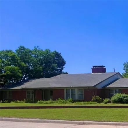 Buy this 5 bed house on 6711 Woodward Drive in Oklahoma City, OK 73116