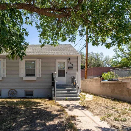 Image 3 - 2013 Dunn Avenue, Cheyenne, WY 82001, USA - Townhouse for sale