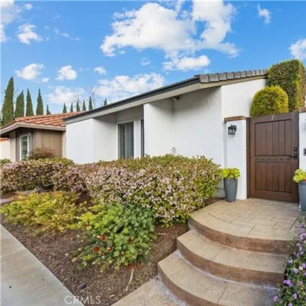 Image 1 - 7 Lemon Grove, Irvine, CA 92618, USA - House for sale
