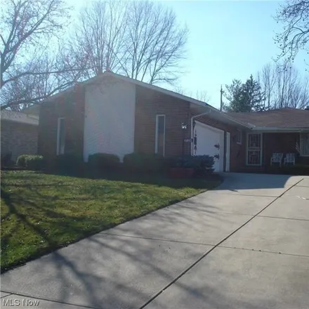 Buy this 6 bed house on 7114 Laura Lee Lane in Seven Hills, OH 44131