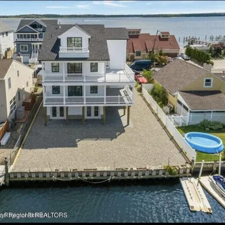 Image 8 - 370 Silver Bay Road, Toms River, NJ 08753, USA - House for sale