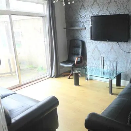 Image 3 - 229 Glenfrome Road, Bristol, BS5 6TW, United Kingdom - Duplex for rent