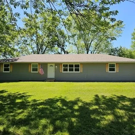 Buy this 3 bed house on 819 East Street in Garden City, Cass County