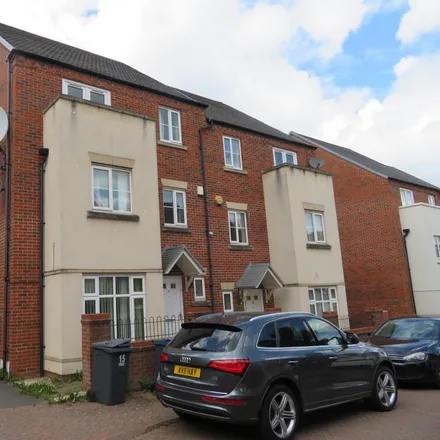 Rent this 8 bed house on Mead Avenue in Harborne, B16 0QR