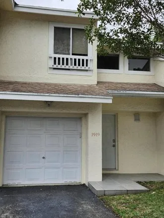 Image 3 - 1883 Discovery Circle East, Crystal Lake, Deerfield Beach, FL 33442, USA - Townhouse for rent