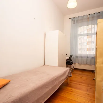 Rent this 4 bed apartment on plac Grunwaldzki in 70-433 Szczecin, Poland