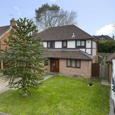 Image 3 - 50 Manor Park Drive, Finchampstead, RG40 4XE, United Kingdom - House for sale