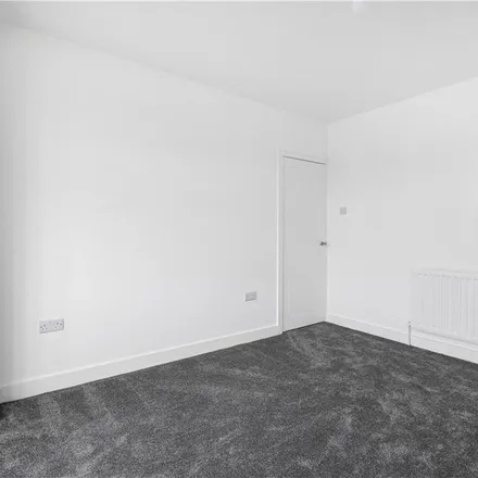 Image 8 - Hail & Ride Pinewood Road, Brampton Road, London, SE2 0RY, United Kingdom - Apartment for rent