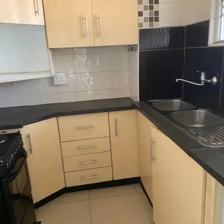 Image 1 - Bellevue Road, Berea, Durban, 4001, South Africa - Apartment for rent