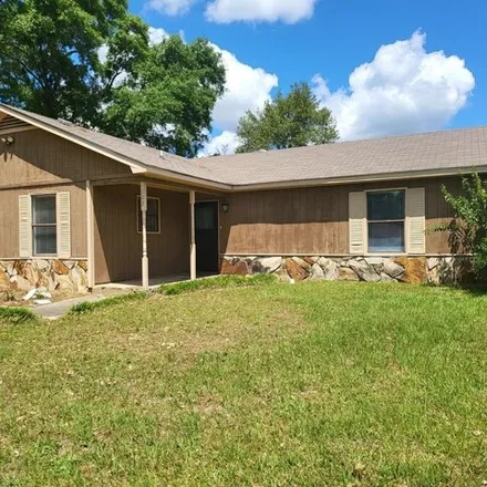 Rent this 3 bed house on 100 Pelham Drive in Lee County, GA 31763