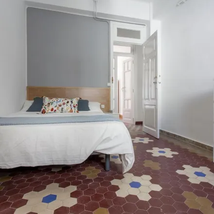 Rent this 7 bed room on Carrer d'Alacant in 31, 46002 Valencia