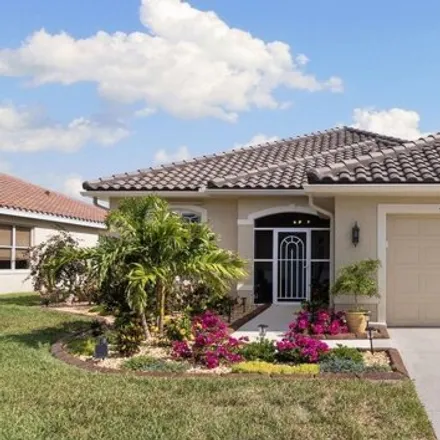 Buy this 2 bed house on 471 Pinewood Lake Drive in Sarasota County, FL 34285