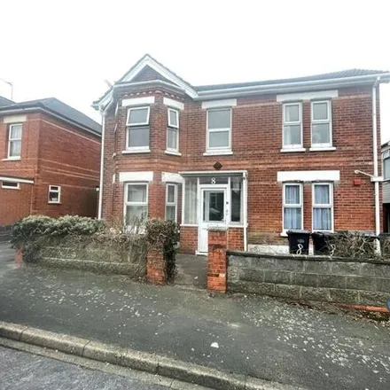 Rent this 6 bed house on Crichel Road in Bournemouth, BH9 1JG